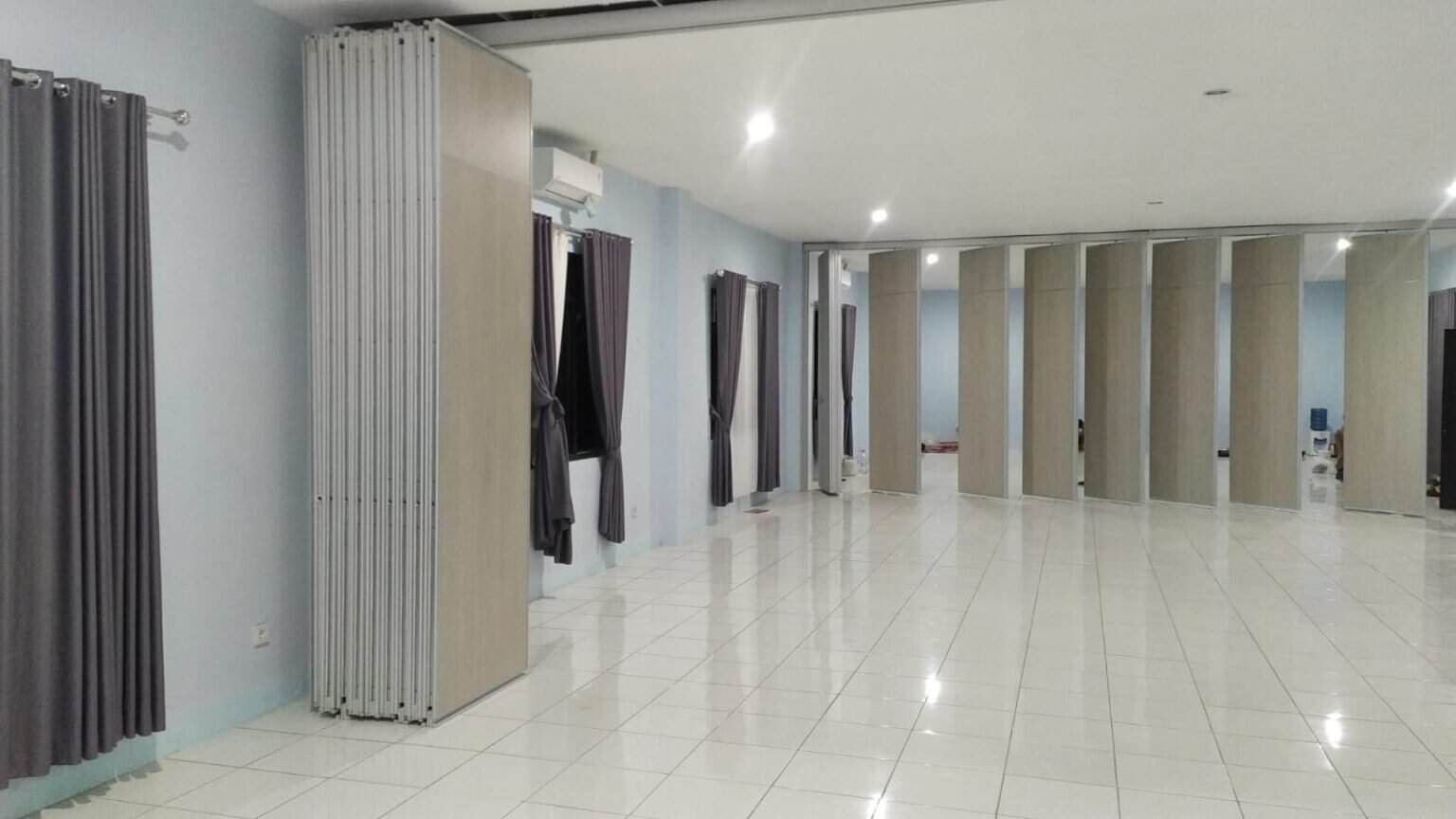 partisi geser sorepa peredam suara sistem sliding pireki bandung